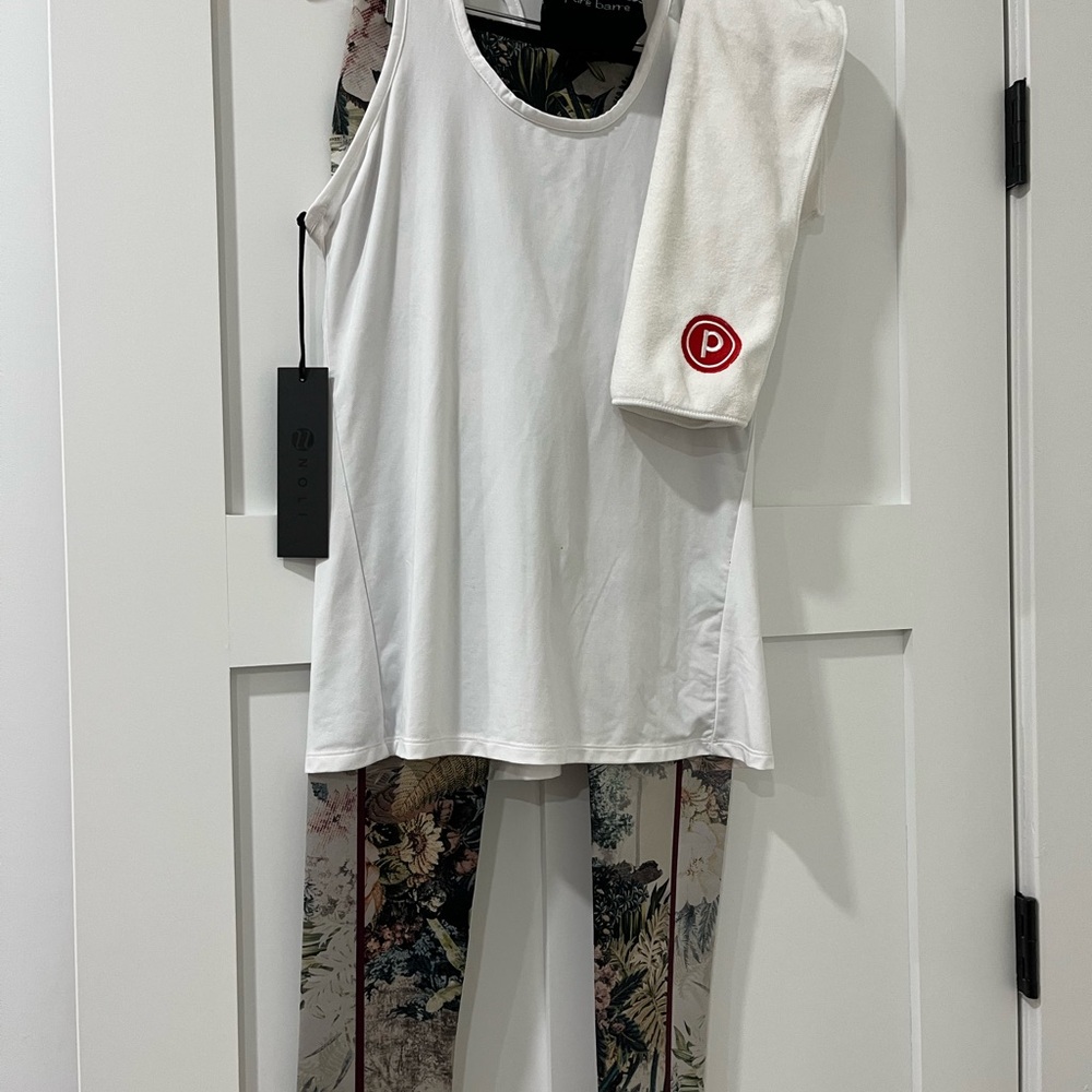 Pure Barre & Noli Set !  Med. NWT